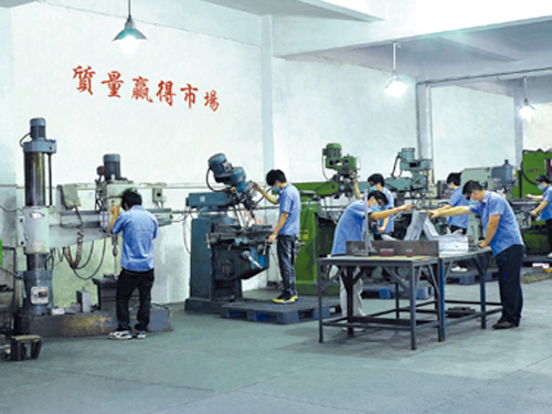  機(jī)加工車(chē)間